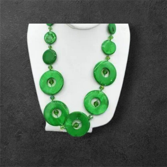 Vintage Emerald Green Glass & Aurora Borealis Statement Necklace - Picture 8 of 8